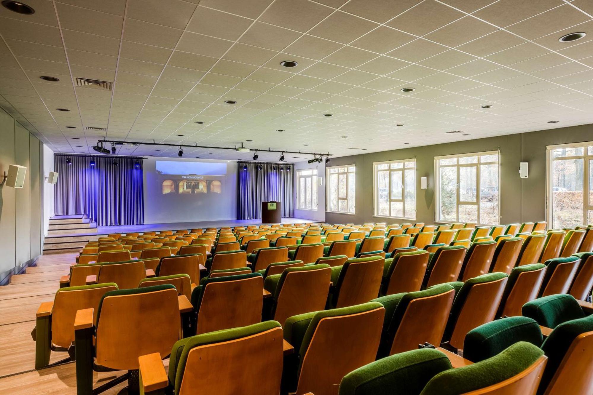 Отель Nh Eindhoven Conference Centre Koningshof Велдховен Экстерьер фото