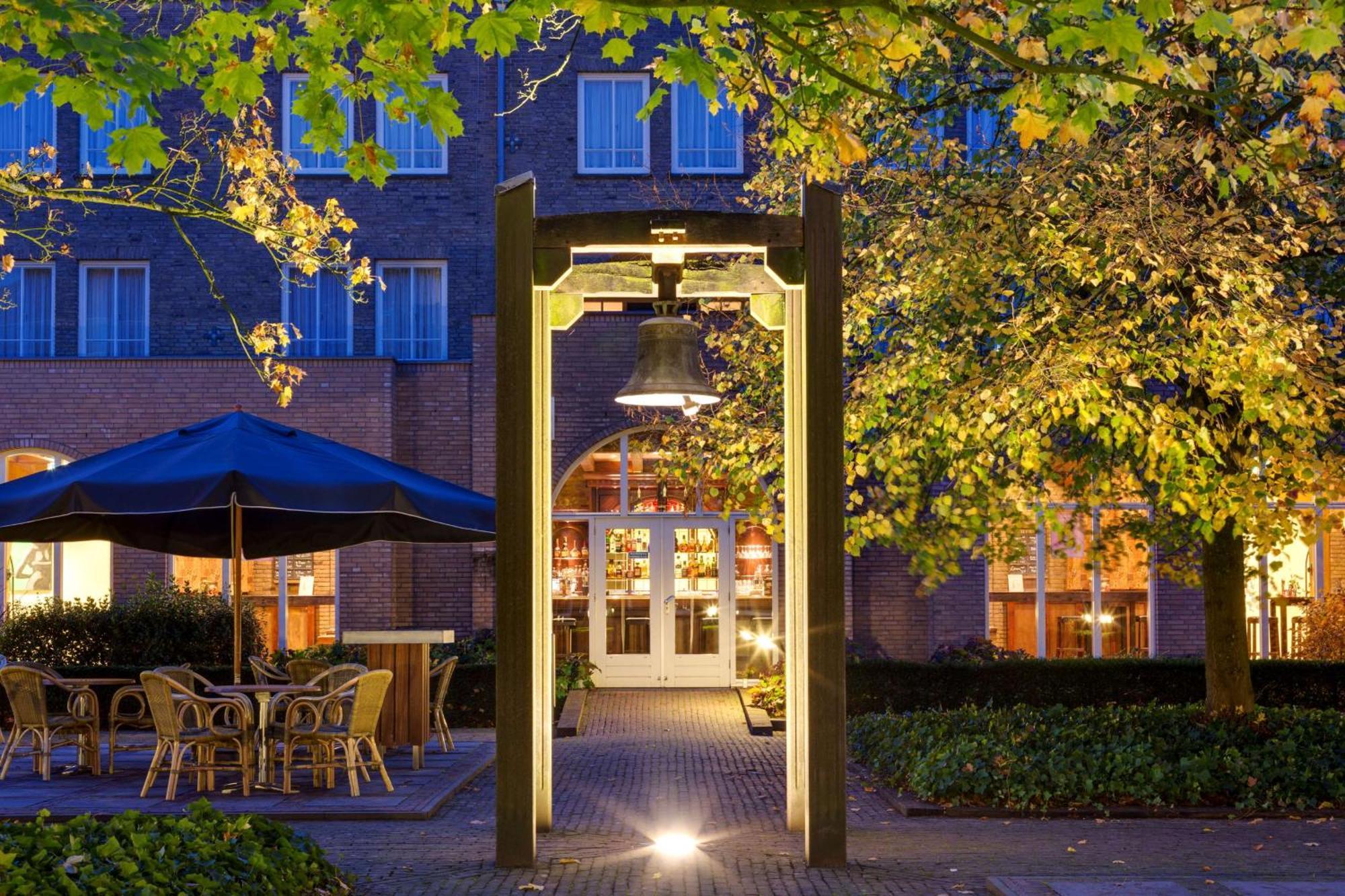 Отель Nh Eindhoven Conference Centre Koningshof Велдховен Экстерьер фото